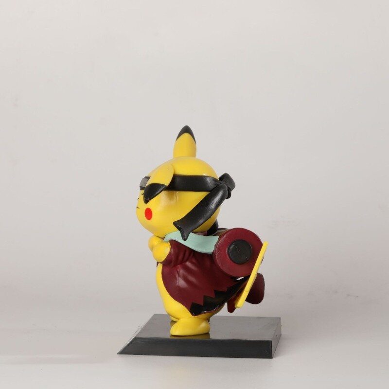 13CM Pokemon Pikachu Action Figure Pokemon Game Elf Ball Model Fire Dragon Anime Doll Toy regalo per bambini Naruto Anime Figure