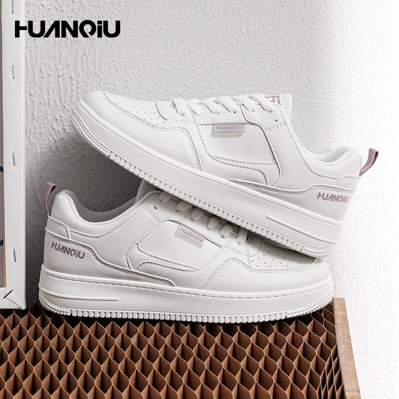 Huanqiu tênis femininos pequenos sapatos brancos verão 2022 novo versátil casual sapatos lisos ins na moda esportes tênis de corrida rendas-up