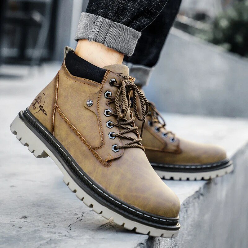2021 New Winter Men Boots Fashion Leather Warm Plush Ankle Boots Luxury Classic Outdoor Waterproof Martin Boots Big Size 47