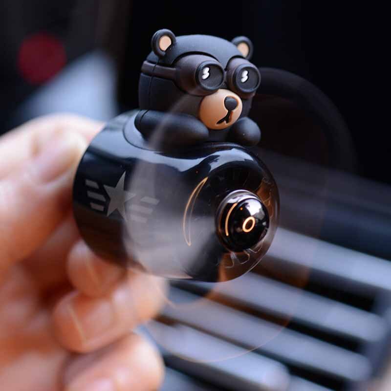 Aksesoris Mobil Interior Otomatis Diffuser Aroma Parfum Stopkontak Penyegar Udara Mobil Pilot Baling Beruang Lucu