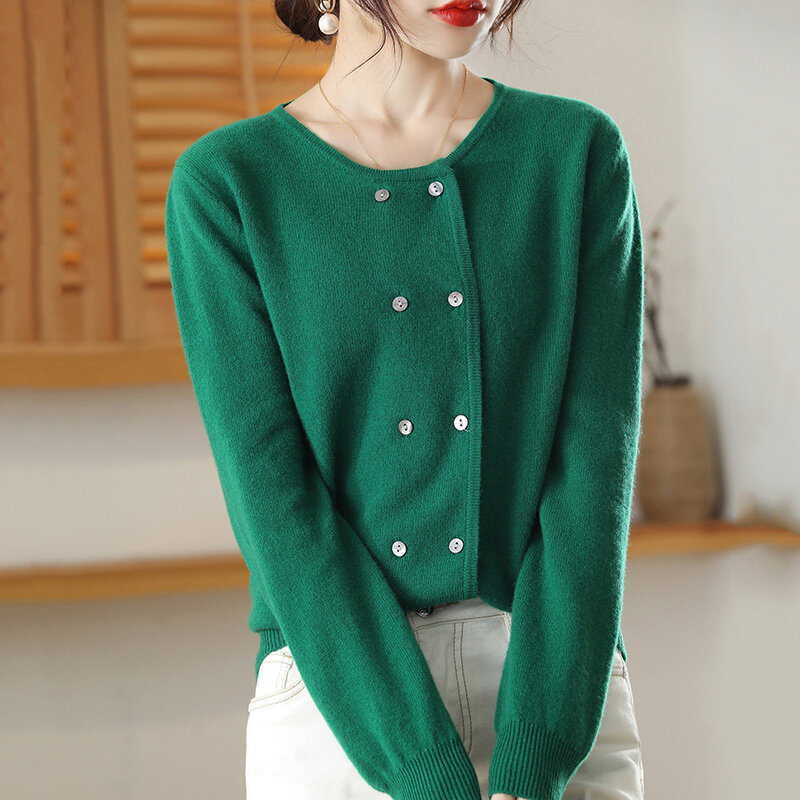 Lana primavera e l'estate nuove donne tinta unita o-collo doppio petto versione coreana Cardigan lavorato a maglia maglione semplice usura esterna.