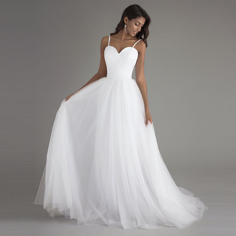 Simple Spaghetti Strap Beach Wedding Dress 2022 Backless Soft Tulle Bridal Gown Sweep Train Vestido Noiva Praia A-line