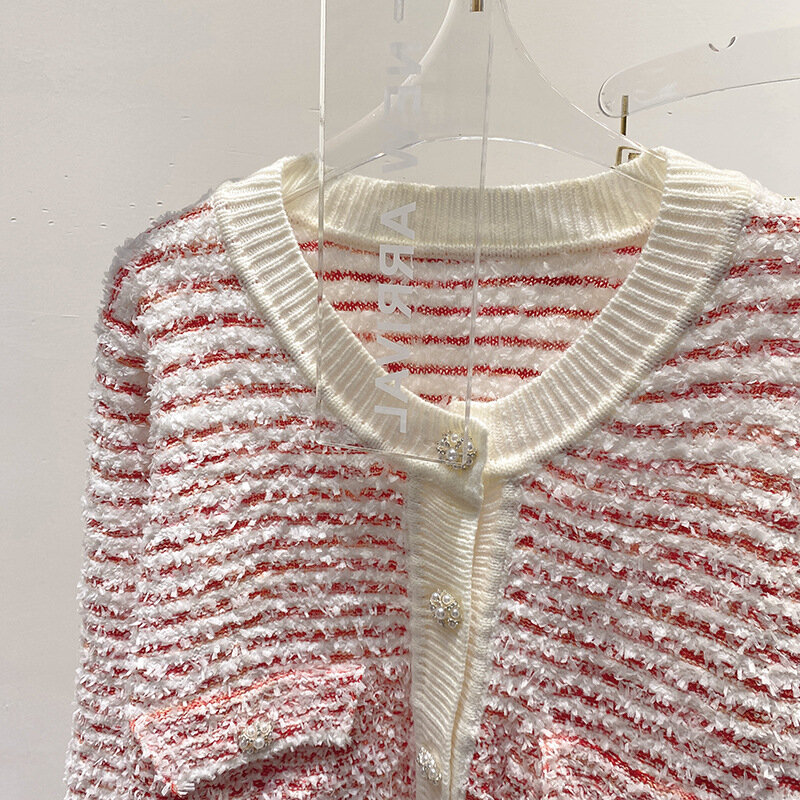 Alta Qualidade Estilo Coreano Outono Moda Europeia Pequena Fragrância High-end Cropped Knitted Top Saia de cintura alta Conjunto de duas peças
