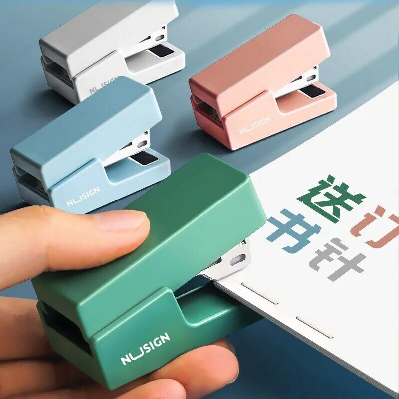 1PCS Kawaii Effortless Mini Stapler Set Send 640PCS Staples Office Child Stationery School Supplies for Paper