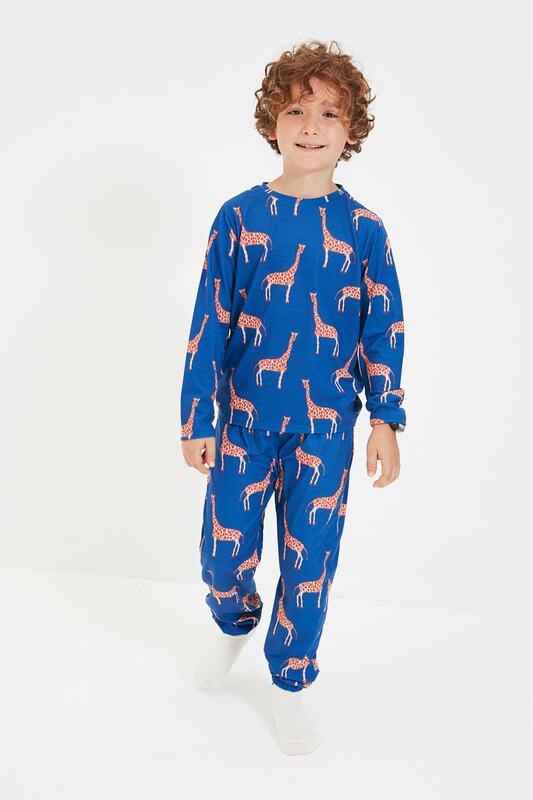 Trendyol azul marinho básico masculino criança conjunto de pijama de malha tkdaw22pt0222