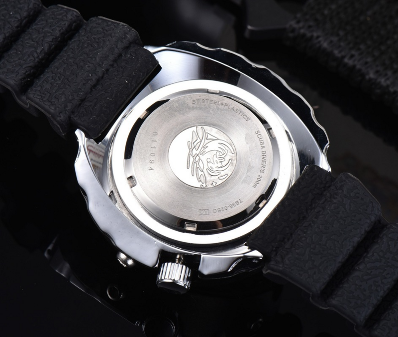 Men watch luxury quartz watch classic rubber strap three needle luminous watch date display multifunctional waterproof clock
