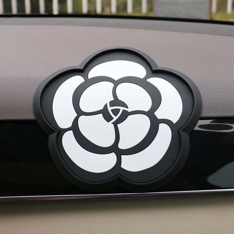 Creative Camellia รูปร่างรถ Dashboard Sticky Anti-Slip Mat Auto ลื่นแผ่นเจลสำหรับตกแต่งโทรศัพท์ผู้ถือรถจัดแต่งทรงผม