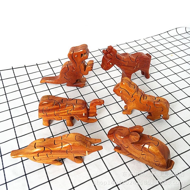 Un conjunto completo de rompecabezas de madera para niños para desbloquear modelos de juguete de mortaja y espiga; Rompecabezas de animales difíciles