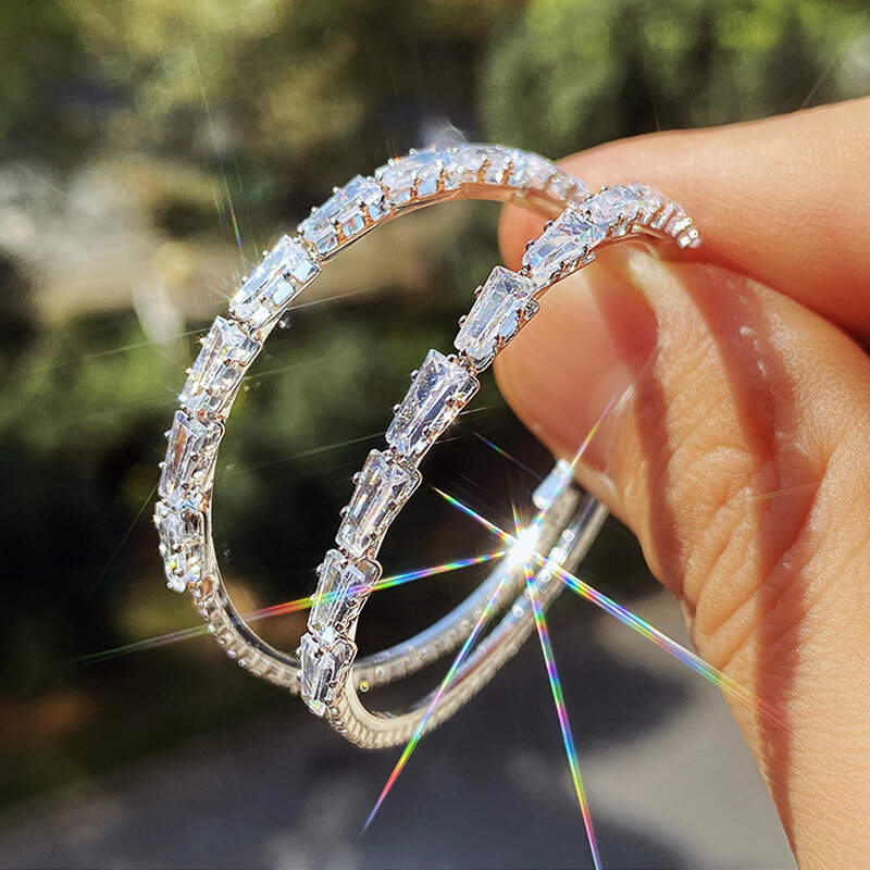 2022 klasyczne proste kolczyki w kształcie obręczy dla kobiet kolor srebrny geometryczny okrągły garnitur różne okazje metalowa uniwersalna damska biżuteria
