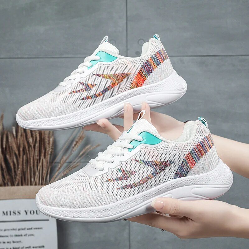 New Women's Shoes Breathable Sneakers Brand Light Running Shoes Casual Sports Shoes 2022 Outdoor Light Lace Fitness Shoes FUS605