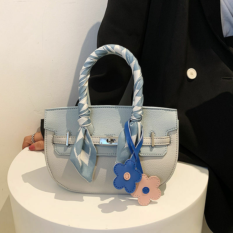 Borse di tendenza estive fiore semicircolare platino Tote borsa di design di lusso borsa da donna di marca borse a tracolla di colore a contrasto