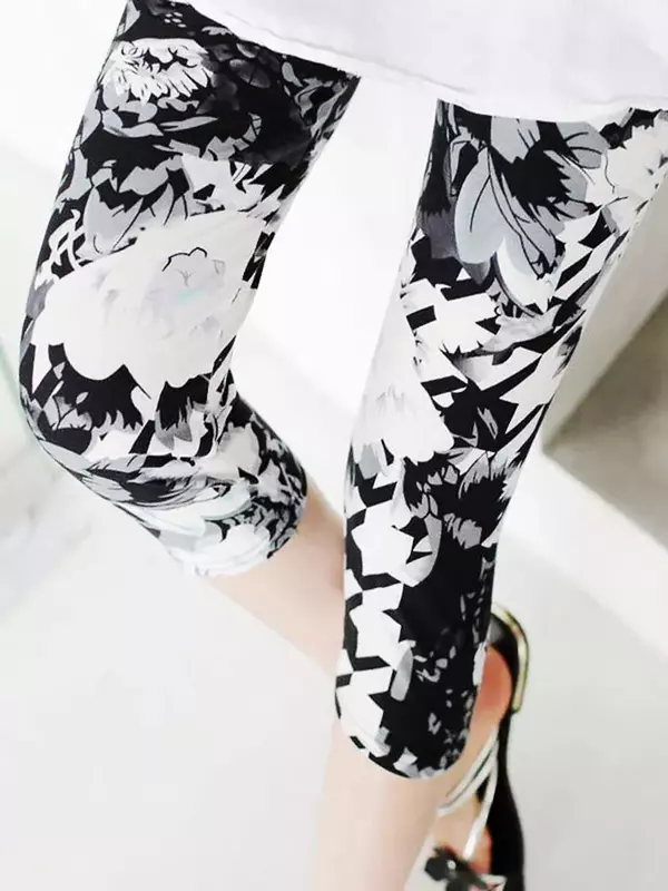 Legging Olahraga Celana Panjang Pendek Pakaian Olahraga Celana Pinggang Tinggi Push Up Wanita Capris Print Mujer Legging Kebugaran Hitam