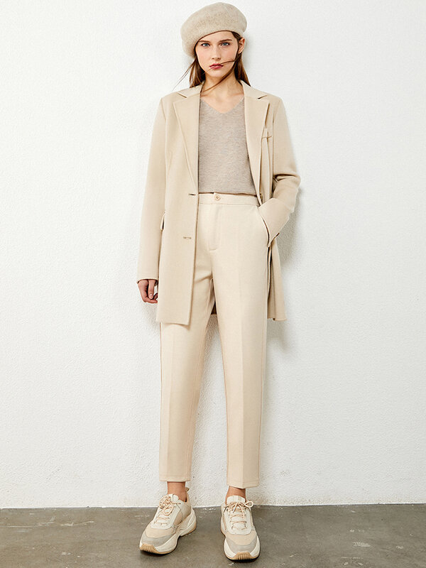 Amii-suéter minimalista de lana para mujer, Jersey holgado con cuello en V, Tops sencillos, abrigo de invierno 100%, 12041046