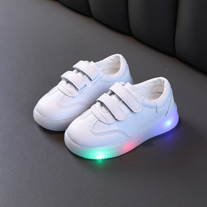 Primeiro caminhantes sapatos infantis com brilho flash único tênis de corrida do bebê com luzes menino menina led tênis luminosos para o bebê
