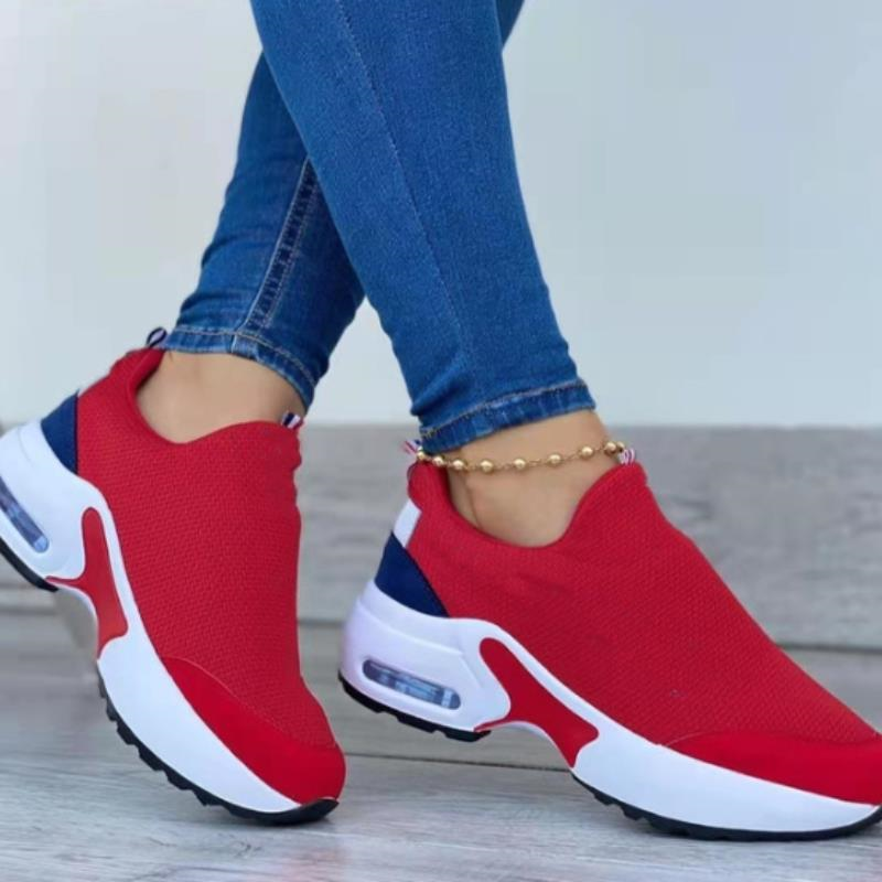 Sneakers Wanita 2022 Sepatu Selip Sneakers Wanita Sneakers Pelatih untuk Wanita Ukuran Besar Sepatu Tenis Feminino Wanita