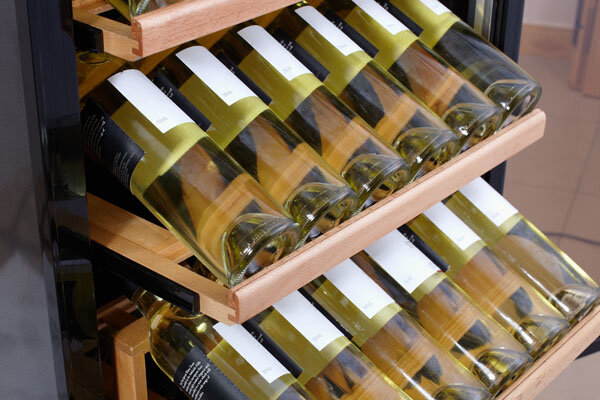 800L مبردات النبيذ الكهربائية مع نظام التحكم في درجة الحرارة الذكية باب زجاجي مزدوج منطقة النبيذ المبرد