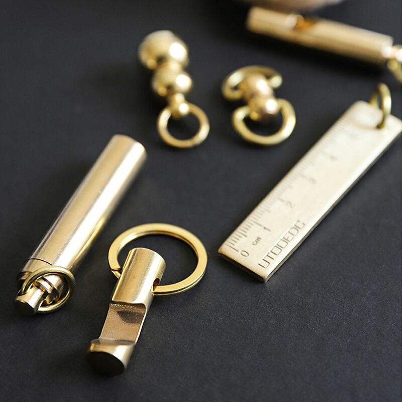 Unique Buckles DIY Craft Tools Whistle Ruler Pendant Key Ring Acessórios de jóias Brass Keychain