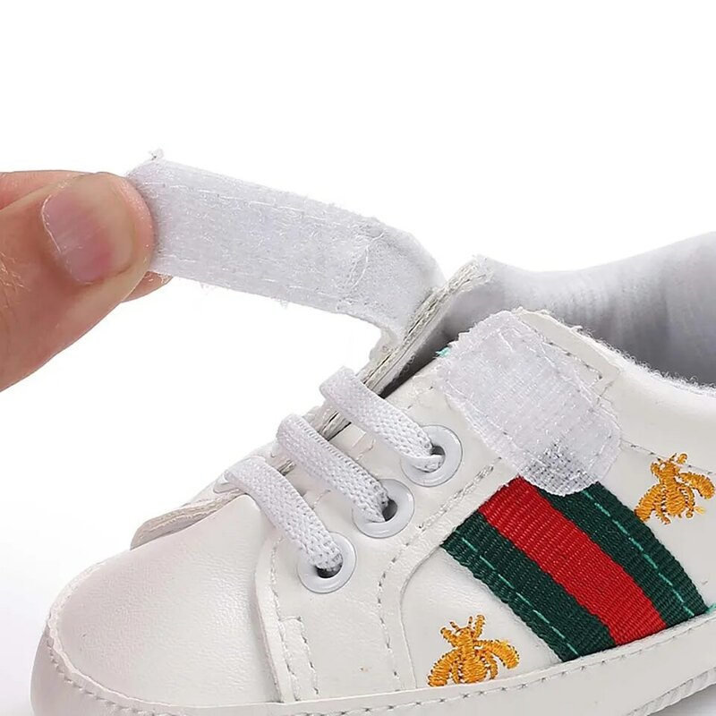 Zapatillas de deporte antideslizantes para bebé, zapatos deportivos de suela suave para recién nacido de 0 a 18 meses, de cuero PU, para primeros pasos