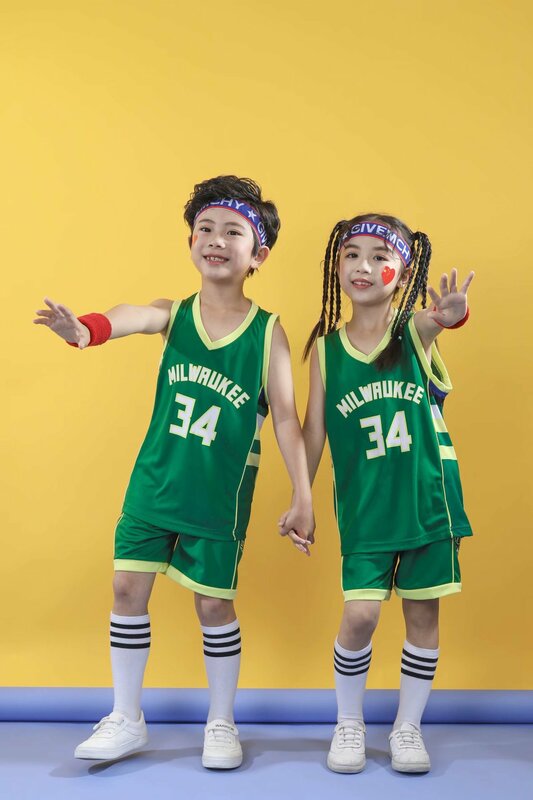 Geen. 6 Kinderen Basketbal Uniform 3-12 Jaar Oude Outdoor Sportkleding Jeugd Vest Korte Pak Zomer Kinderkleding 2022