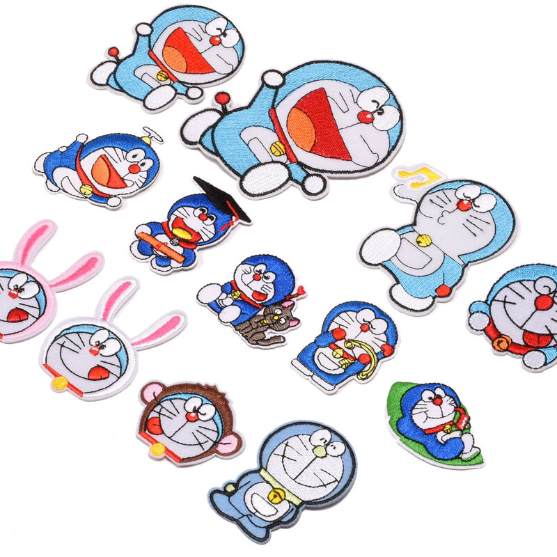 Parches de dibujos animados para planchar en ropa, pegatinas bordadas de estrellas de película Doraemon, DIY, para sombreros, Jeans, 13 piezas