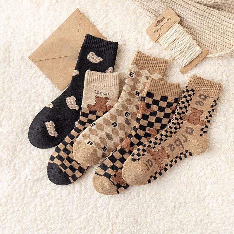 1Pair Cute Cartoon Bear Plaid Printed Socks Autumn And Winter Warm Middle Tube Cotton Socks for Women Hosiery