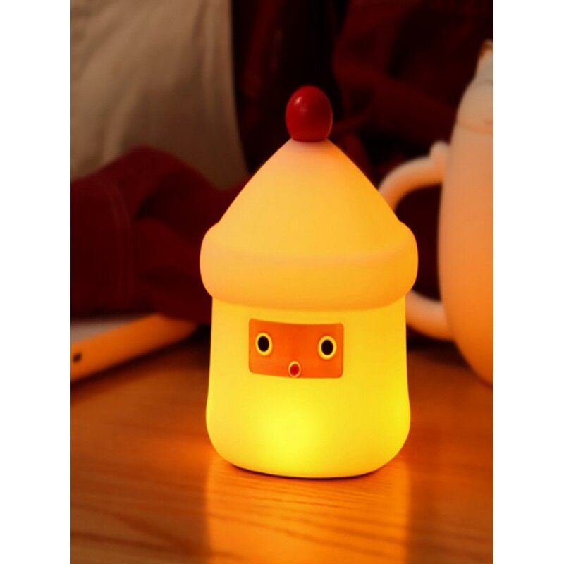 Mała lampka nocna z ładowaniem USB, lampka biurkowa i nocna, dom bożonarodzeniowy, silikonowy spanie, kreatywny prezent