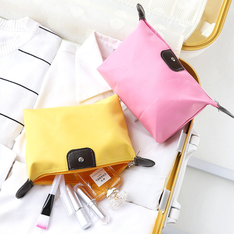 Women Cosmetic Bag Girls Mini Hand Bags Napkins Makeup Bags Living Room Earphone Coin Organizer Storage Bags Girls Gift