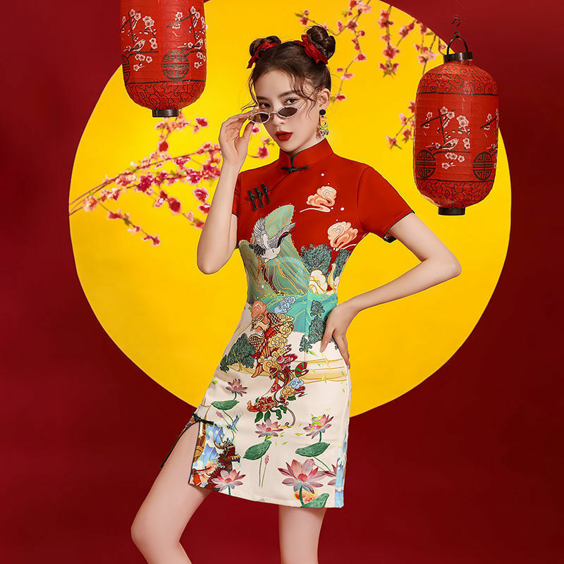 Guochao cheongsam 2022 년 새로운 개선 된 어린 소녀, 짧고 짧은 춤, 튀긴 거리, 중국 스타일, 빨간색. Qipao