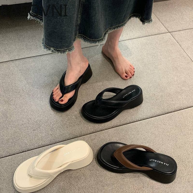 Chanclas de verano para mujer, zapatillas informales sin cordones, suela gruesa, zapatos planos de playa
