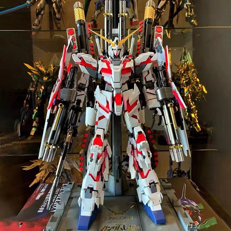 Modelo de ensamblaje de Gundam freedom seven swords MG unicorn red heresy modelo de ensamblaje juguetes hechos a mano adornos regalos