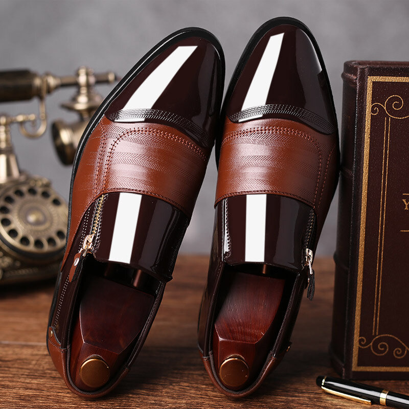 Chaussures de mariage classiques pour hommes, élégantes, à la mode, à enfiler, Oxford, pour le bureau, noires