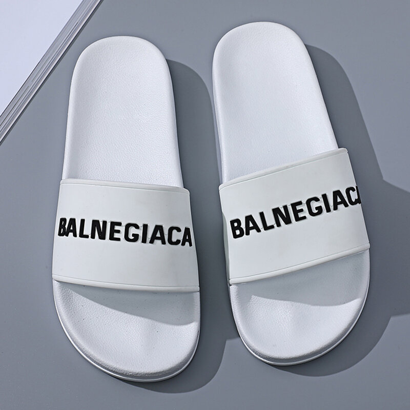 New Designer Casual Slippers Lightweight Indoor Home Slippers Beach Outdoor Soft Pool Slide Sandal Comfortable Letters Slides