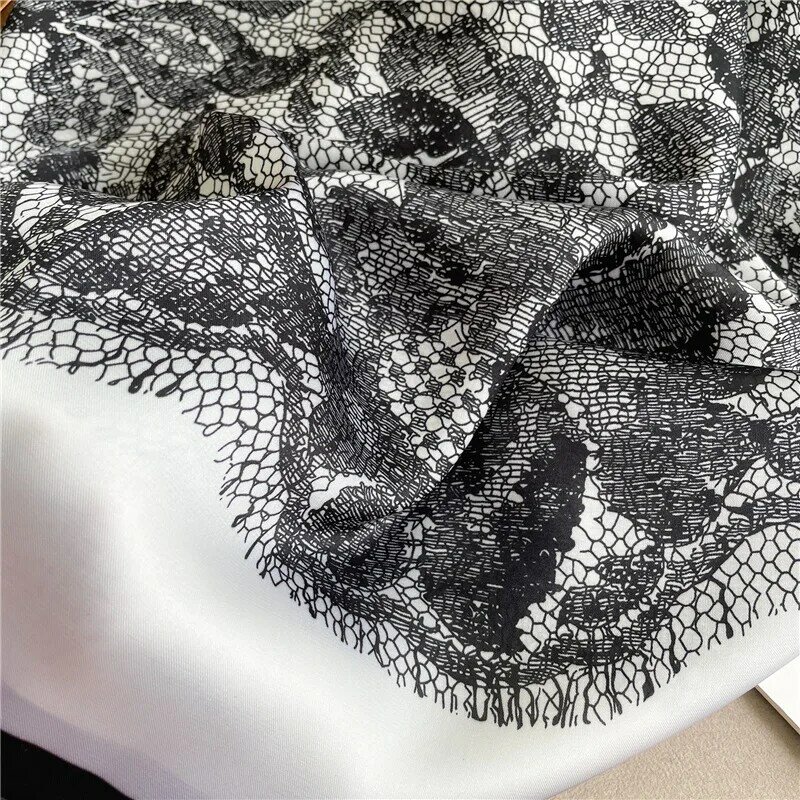 Bufanda de seda de marca de diseñador para mujer, pañuelo cuadrado de protección solar, chal estampado, Foulard de lujo, 110x110cm
