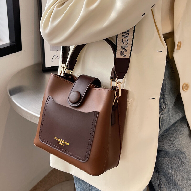 Popularne torby 2023 nowy modny wiosenna moda ręczna damska torba na jedno ramię Messenger wszystkie pasujące torebka wiadro retro