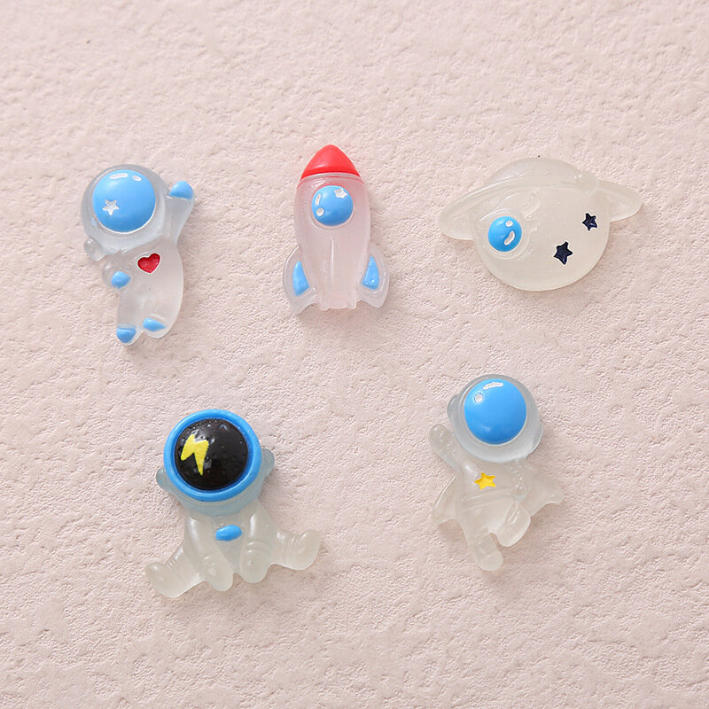 Kawaii transparente dibujos animados astronautas cohete nave espacial encantos resina FlatBack álbum de recortes artesanías DIY joyería hacer accesorios