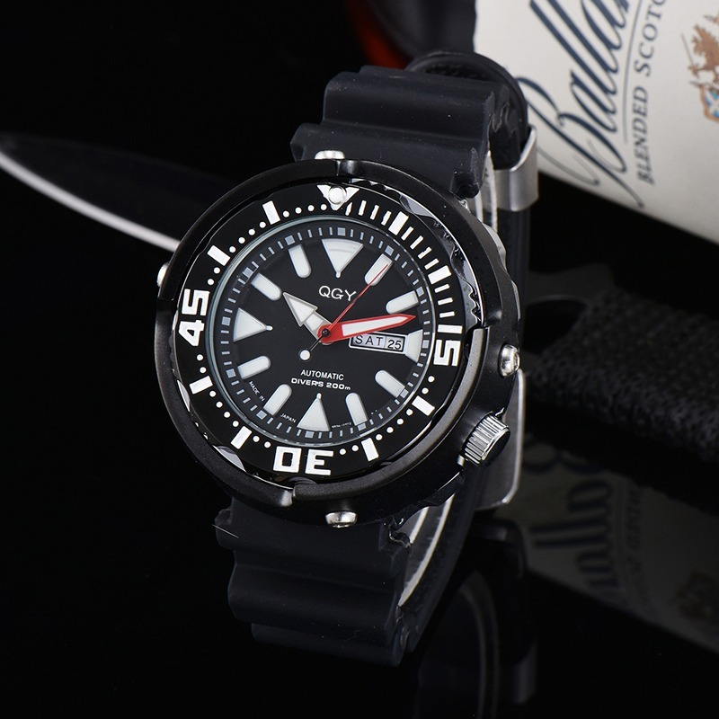Men watch luxury quartz watch classic rubber strap three needle luminous watch date display multifunctional waterproof clock