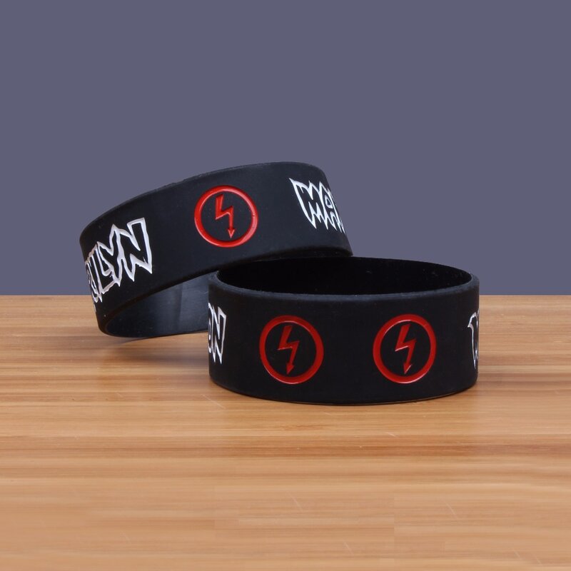1PC Marilyn Manson Silicone Bracelets&Bangles Wide Version Band Heavy Metal Music Band Prog/Art Rock Silicone Wristband SH281