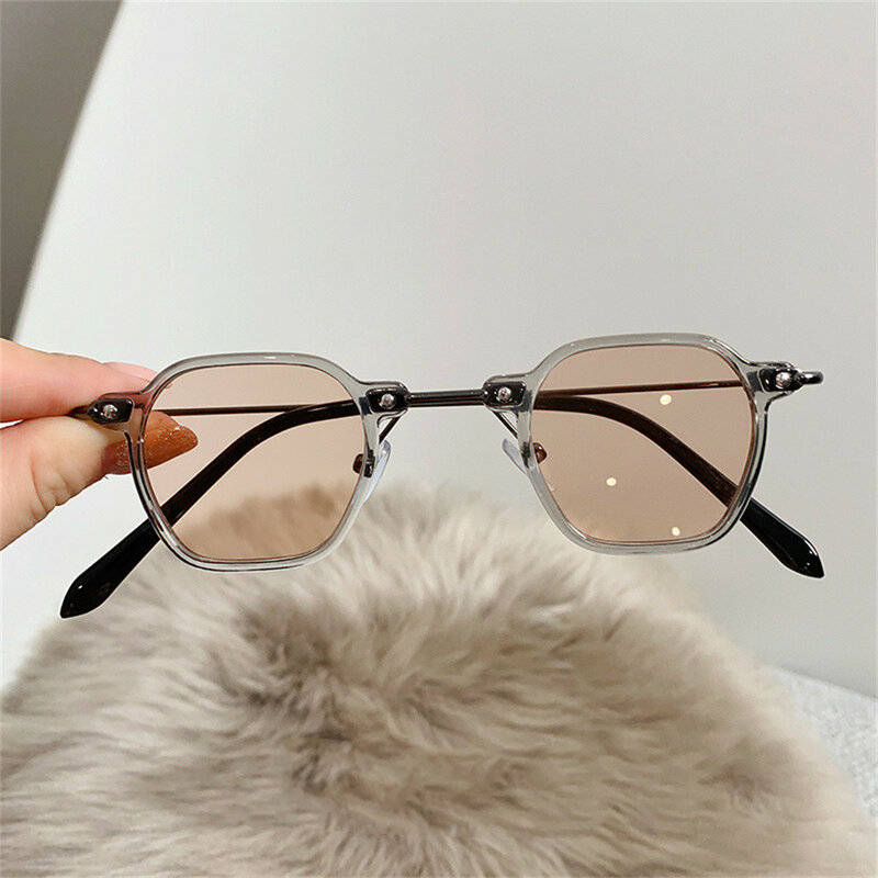 Occhiali da sole da donna letterari di moda occhiali da sole rettangolari con montatura piccola in metallo occhiali da vista classici retrò Streetwear occhiali da vista da donna per gatti