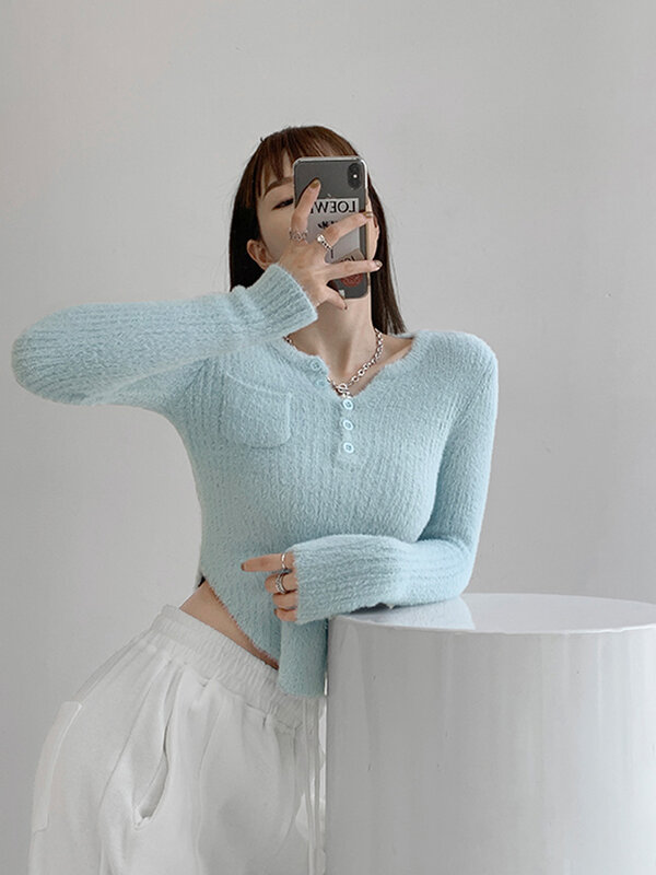女性用ボタン付きVネックセーター,不規則な円弧をモチーフにしたアーバンスタイルの長袖Tシャツ,韓国のファッション原宿