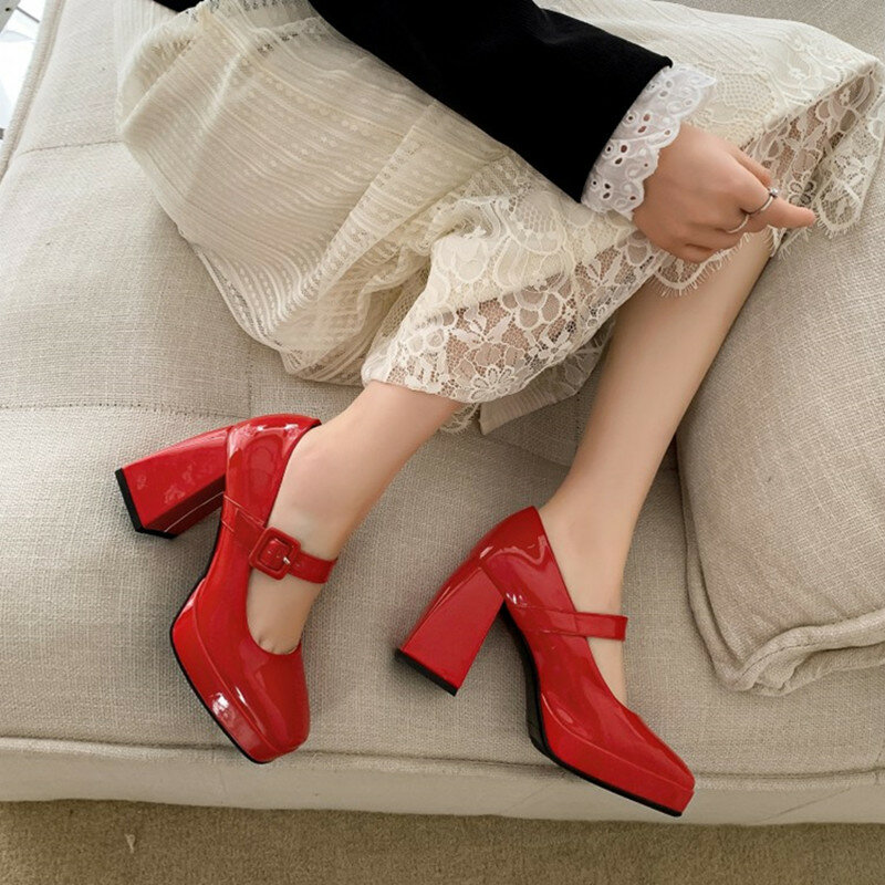 Mary Jane-zapatos de tacón grueso con hebilla de una palabra, calzado con cabeza cuadrada, cómodo, Popular, francés, Primavera