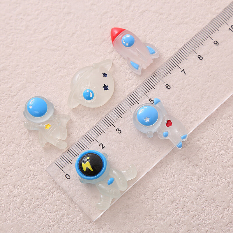 Kawaii transparente dos desenhos animados astronautas foguete espacial encantos resina flatback scrapbook artesanato diy jóias fazer acessórios