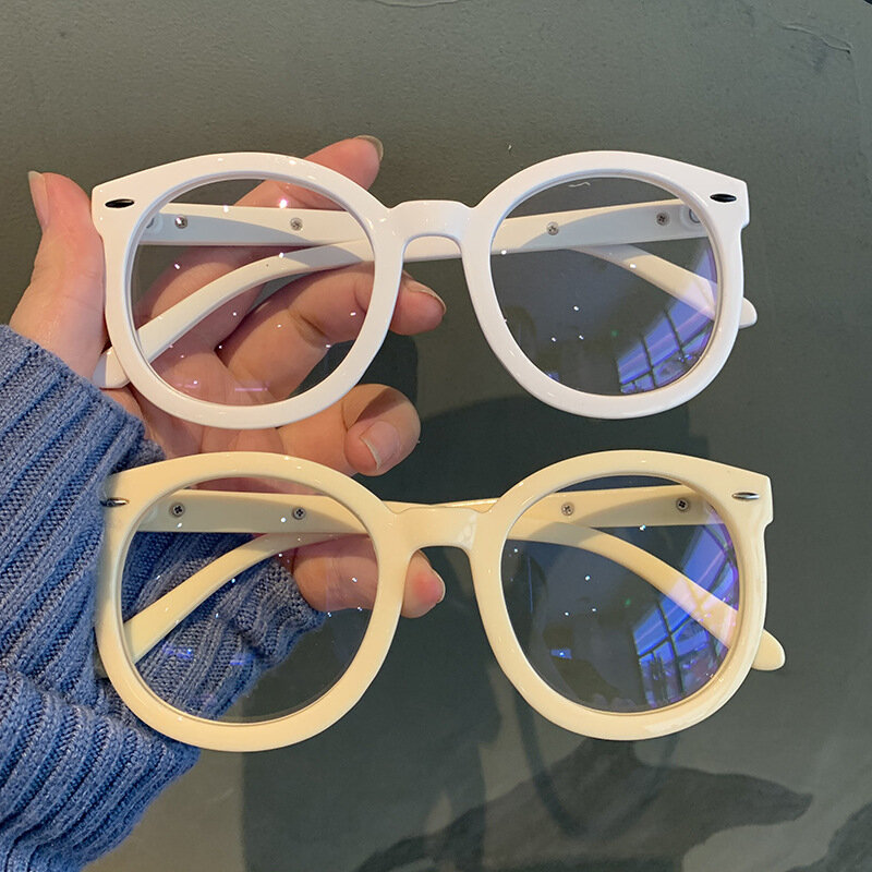 Kacamata Retro Bingkai Bulat Polos Kacamata Film Lapis Biru Semua Dapat Cocok untuk Pria Wanita Modis Kacamata Pemblokiran Cahaya Biru