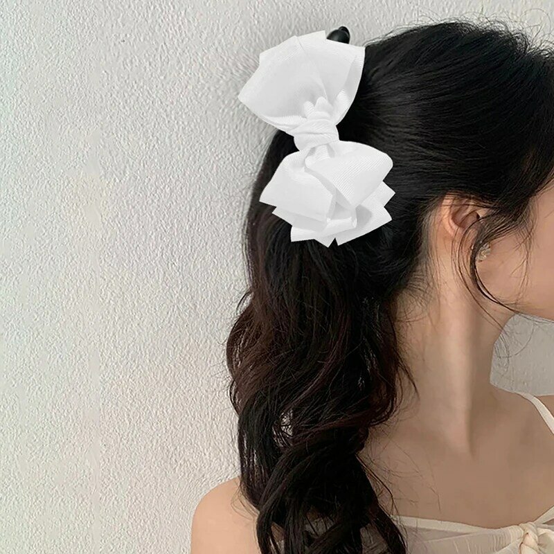 Корейский трехслойный зажим для волос в форме банана, новинка 2022, модный однотонный вертикальный зажим для волос в форме когтя, летние винта...