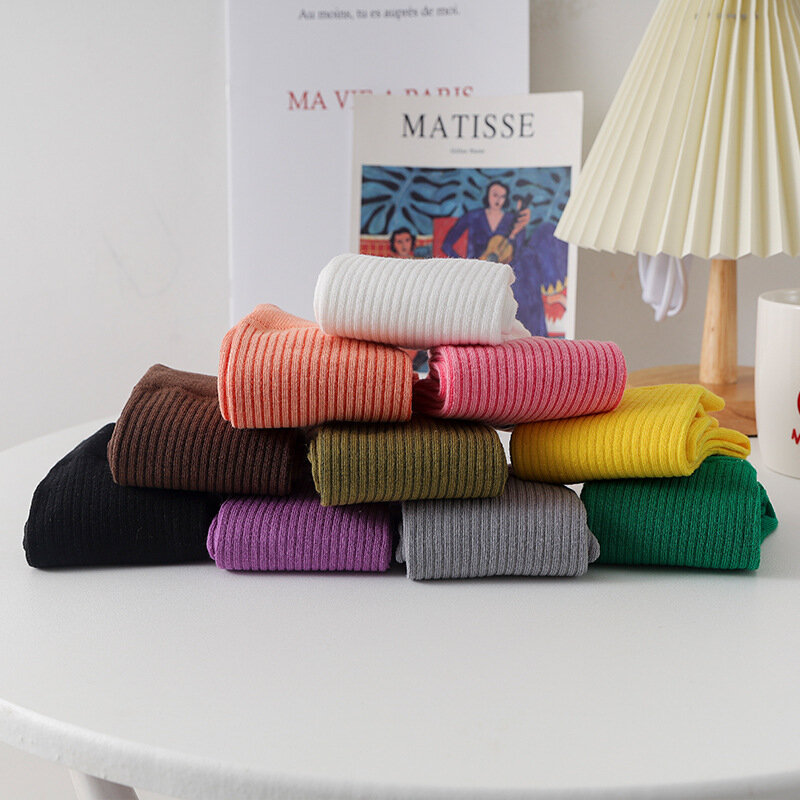 Calcetines lisos de colores para mujer, medias de moda, Harajuku, púrpura, rosa, amarillo, blanco y negro, novedad