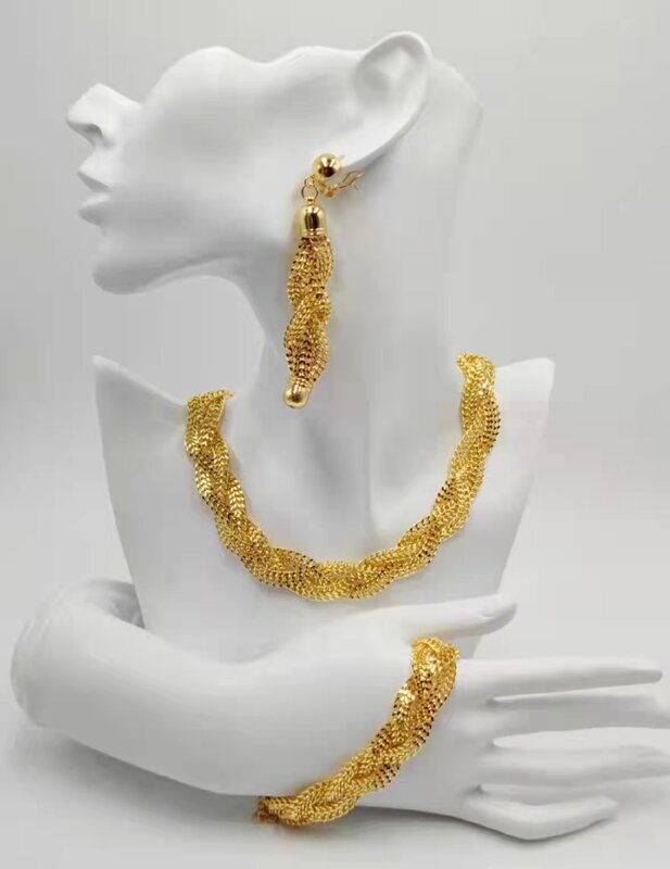 Dubai Set Perhiasan Berlapis Perak Wanita Liontin Kalung Mode Nigeria Pernikahan Afrika Kristal Gaun Pengantin Perhiasan Set