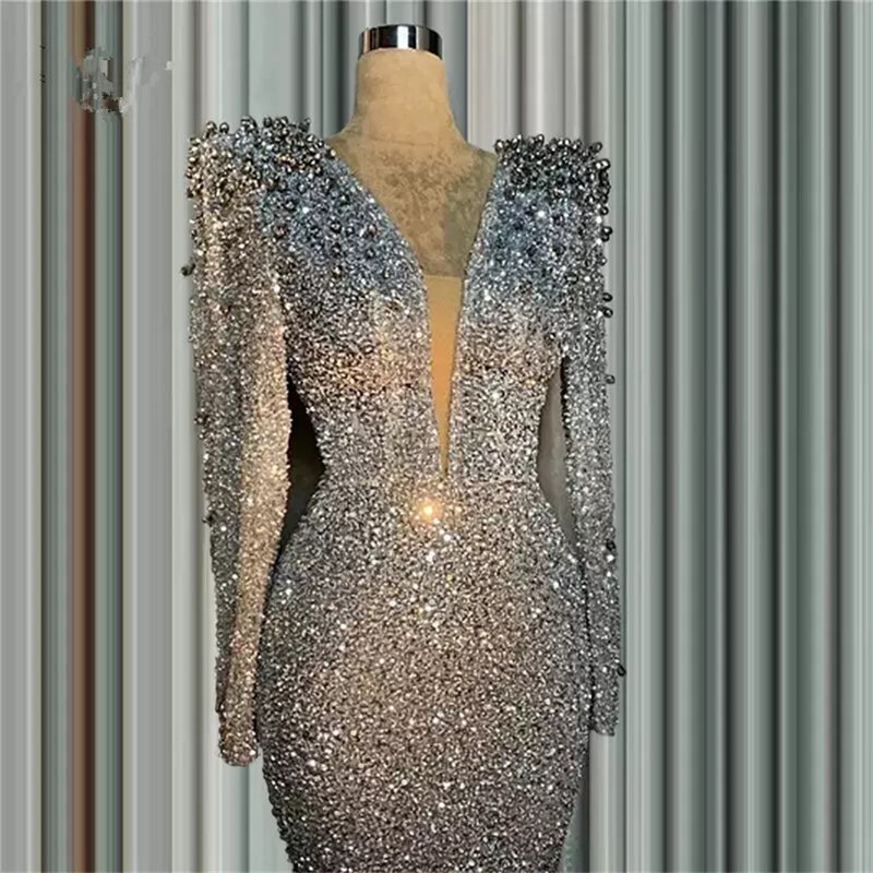 반짝이 짧은 실버 인어 공식 이브닝 드레스, 아랍어 여성을 위한 섹시한 깊은 v 넥 긴 소매 구슬 크리스탈 무도회 행사
