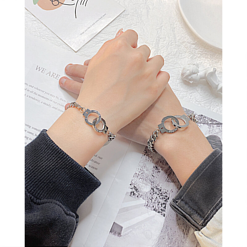 European and American Fashion Brand Simple Personalized Titanium Steel Handcuffs Bracelet Stainless Steel Lovers Bracelet