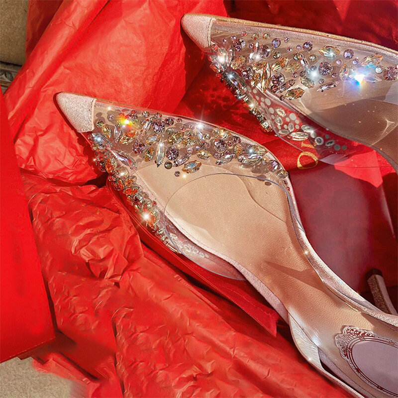 Sandal Transparan Sepatu Hak Berlian Imitasi Merah Muda Sepatu Tunggal Segar Anak Perempuan Musim Panas Stiletto Sandal Sepatu Hak Tinggi Ujung Lancip
