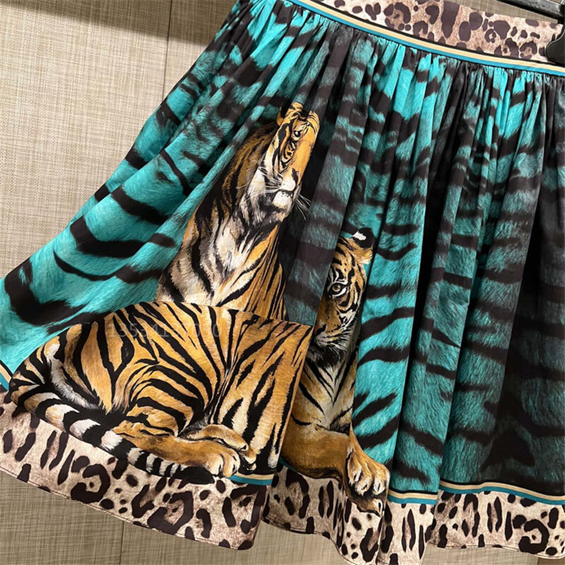 High Quality Summer New Big Brand Satin Tiger Print Skirt 2022 Women's Fashion Sexy LeopardPrint ContrastColorA-Line Short Skirt