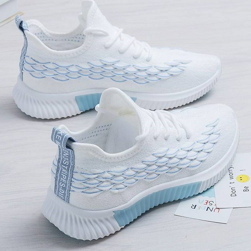 Frühjahr Erhöhung Kleine Weiße Schuhe frauen Frühling Neue Trendy Schuhe Ausländischen Stil Mesh Atmungsaktive Turnschuhe Plattform Schuhe
